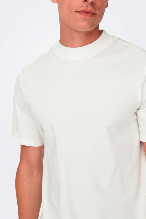 ONLY & SONS Otis Regular Mock Neck Tee Cloud Dancer