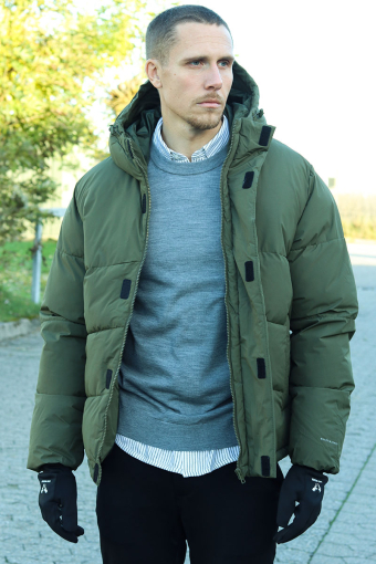 World Puffer Jacket Olive Night